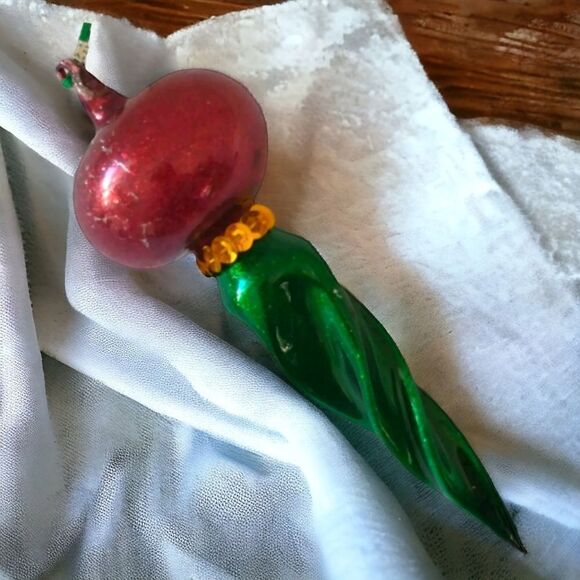 Vintage Glass Ornament Oblong Abstract Handblown Red Green Retro 70s MCM Sequins - Picture 15 of 16
